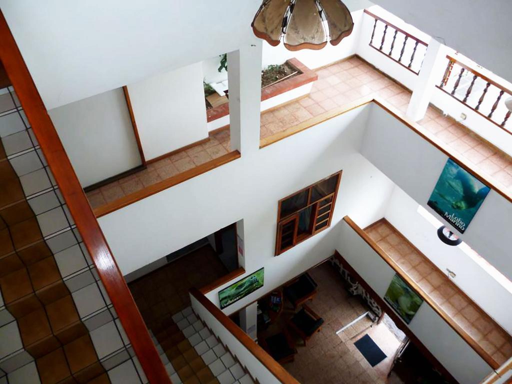 Hostal Castro Galapagos بويرتو أيورا المظهر الخارجي الصورة